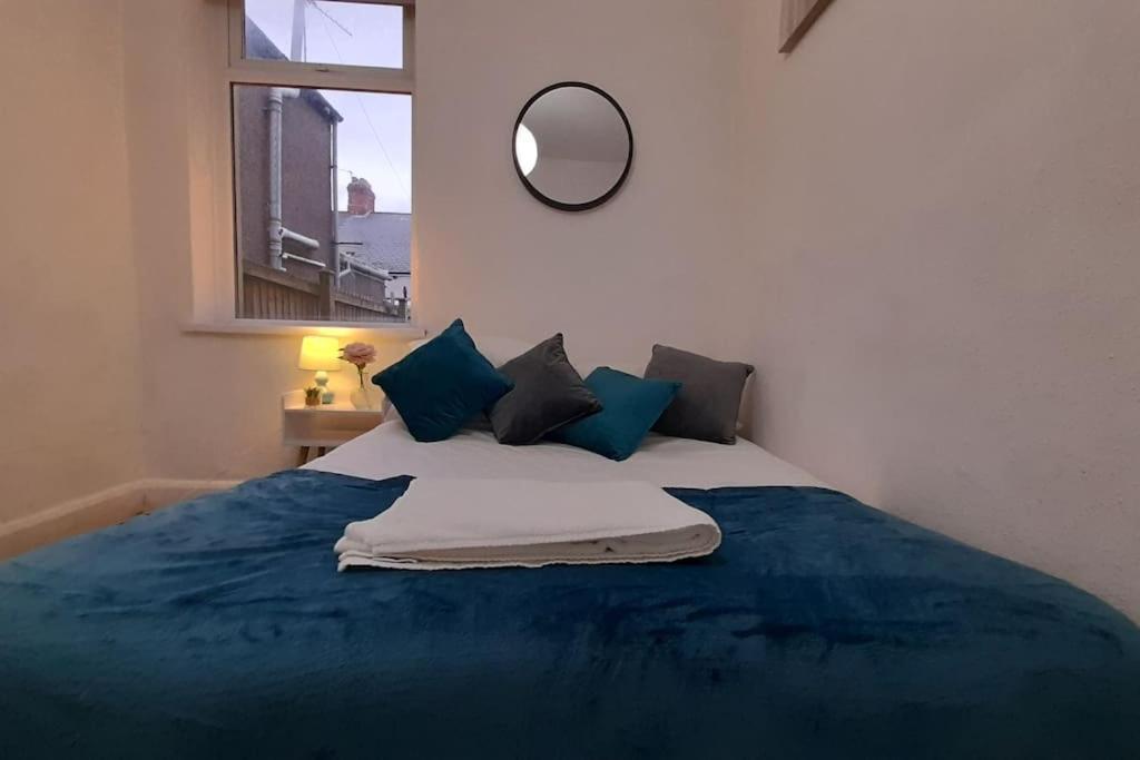 Spacious 4 Bedroom, Free Netflix, Central Location Cardiff Exteriör bild