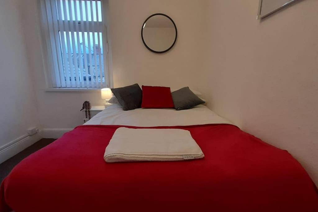 Spacious 4 Bedroom, Free Netflix, Central Location Cardiff Exteriör bild